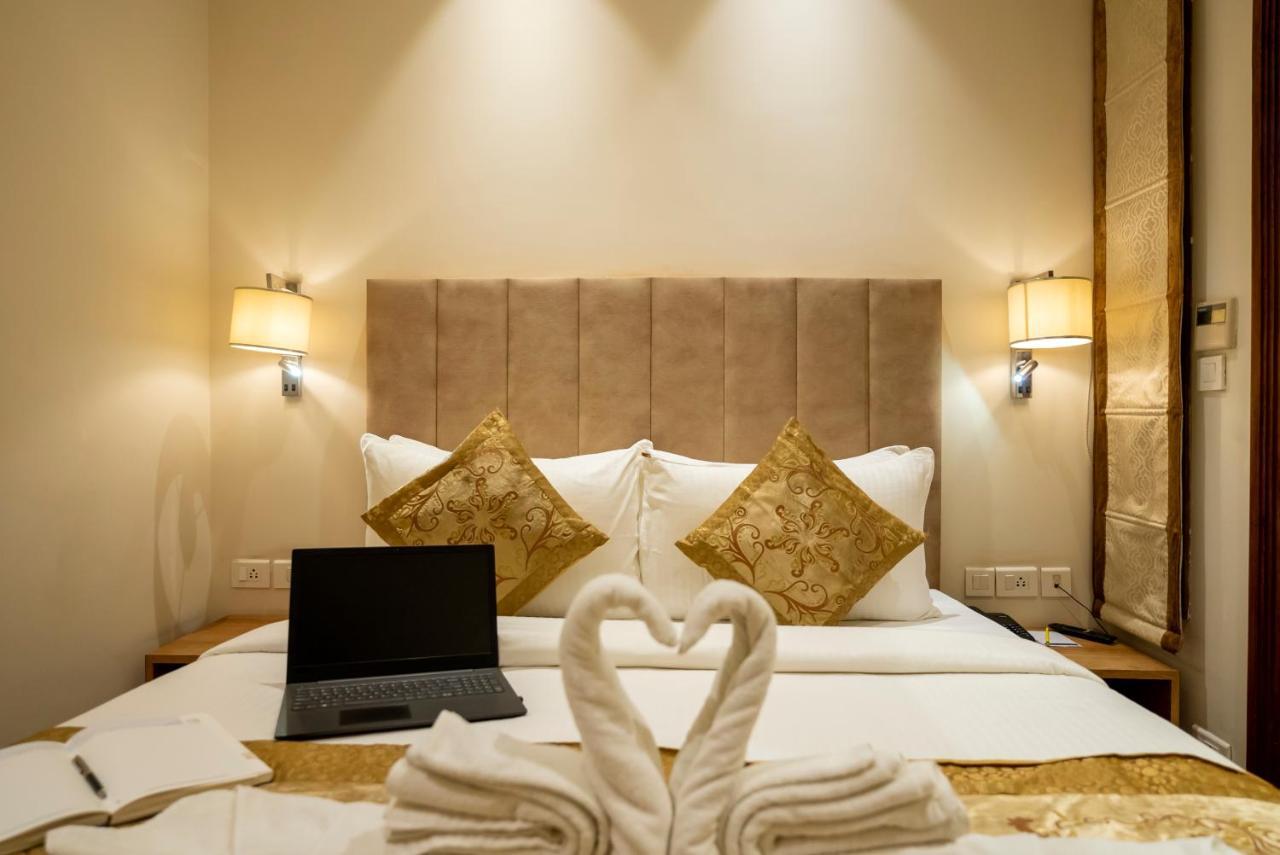 Celebrant Hotel فاراناسي المظهر الخارجي الصورة