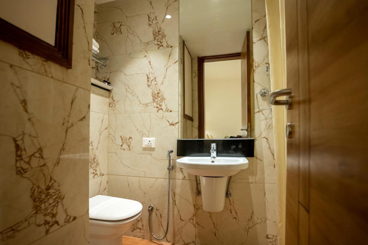 Celebrant Hotel فاراناسي المظهر الخارجي الصورة