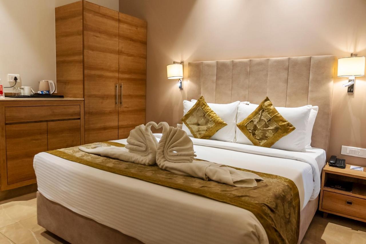 Celebrant Hotel فاراناسي المظهر الخارجي الصورة