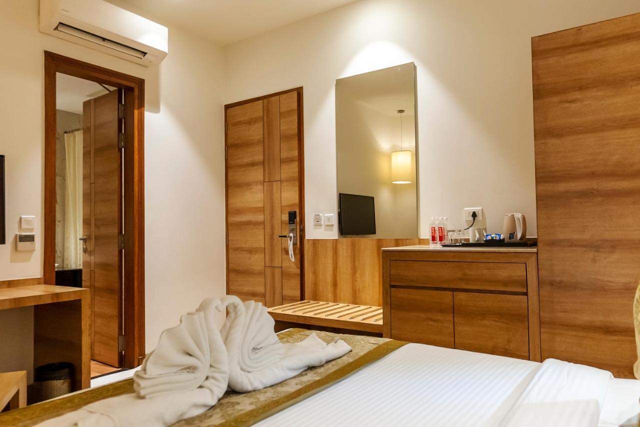 Celebrant Hotel فاراناسي المظهر الخارجي الصورة